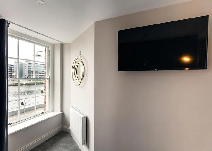 The Ferryman Townhouse 2* Dublin