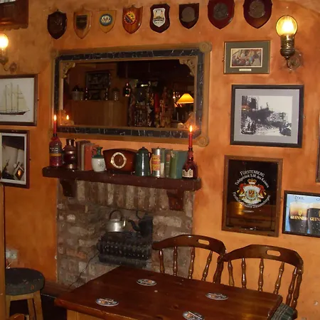 The Ferryman Townhouse Hotel