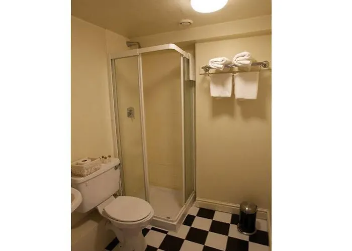 Отель The Ferryman Townhouse