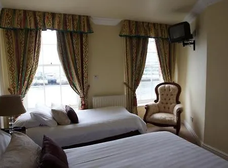 The Ferryman Townhouse Hotel