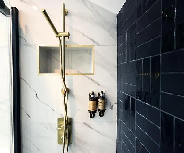 The Ferryman Townhouse Ξενοδοχείο